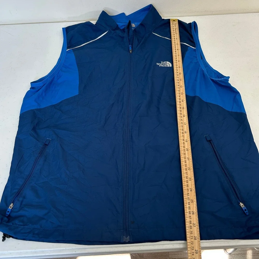 The North Face Mens Blue Lightweight Reflective Running Vest XL Zip Up Pockets